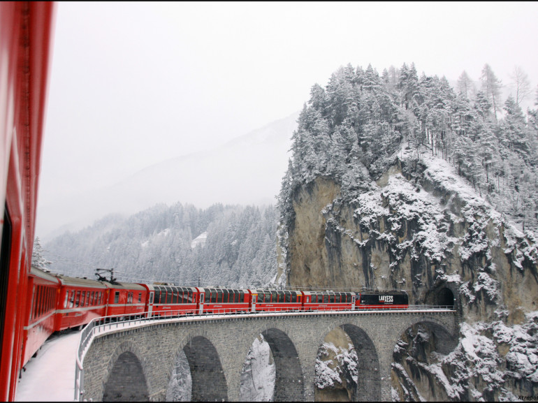 Uno dei ponti più belli percorsi dal Glacier Express