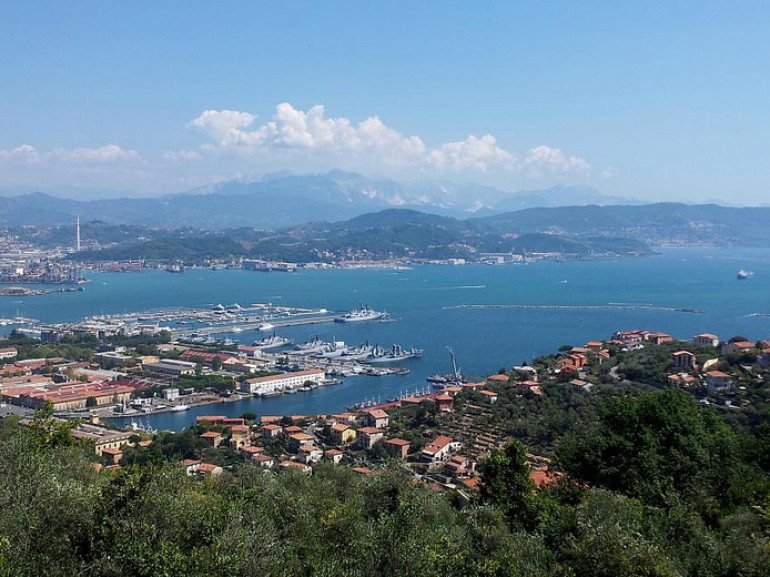 La Spezia è una città portuale, caratterizzata da un clima caldo, Mediterraneo