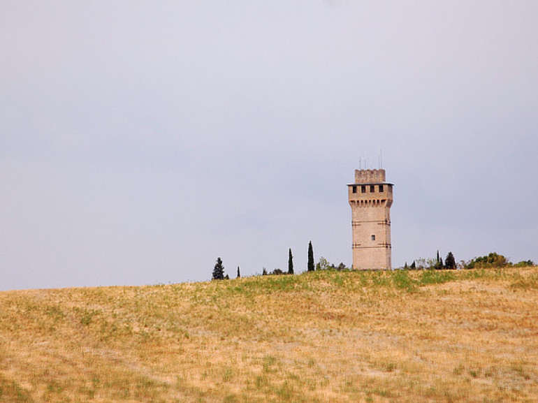 Rocca delle Caminate, foto di Andrea via Flickr