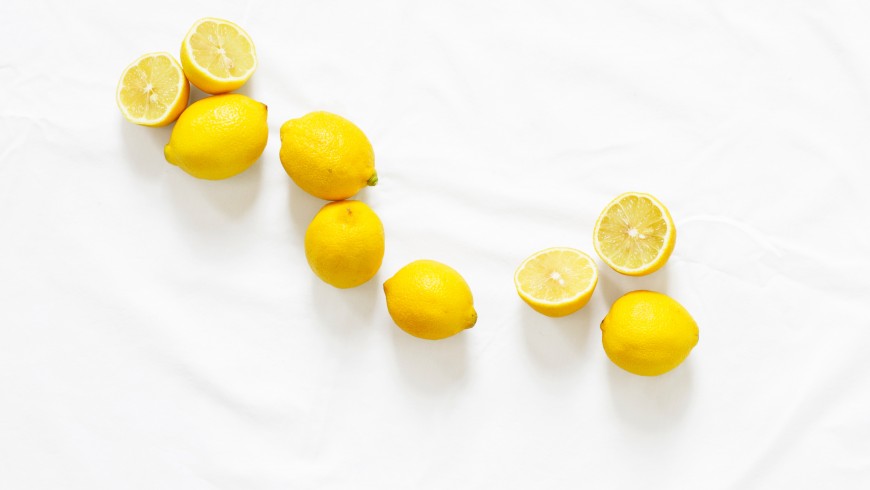 Con i limoni si possono creare ottimi detergenti naturali per le pulizie