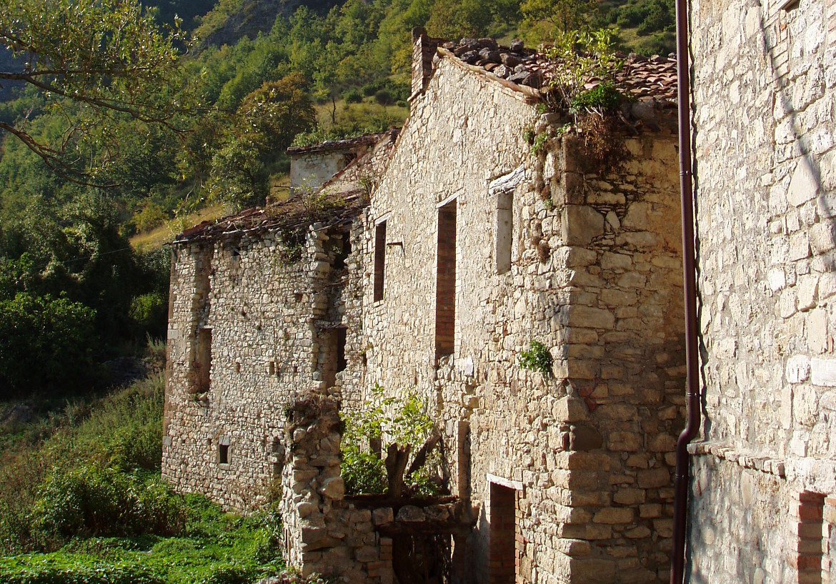 Città fantasma di Poggio Santa Cecilia, Rapolano Terme, Siena