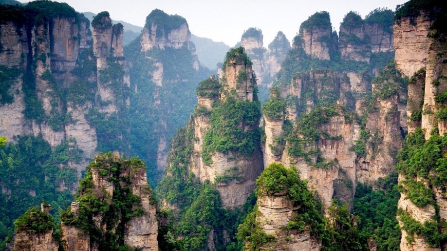 Spettacolo della natura: monti Tianzi in Cina