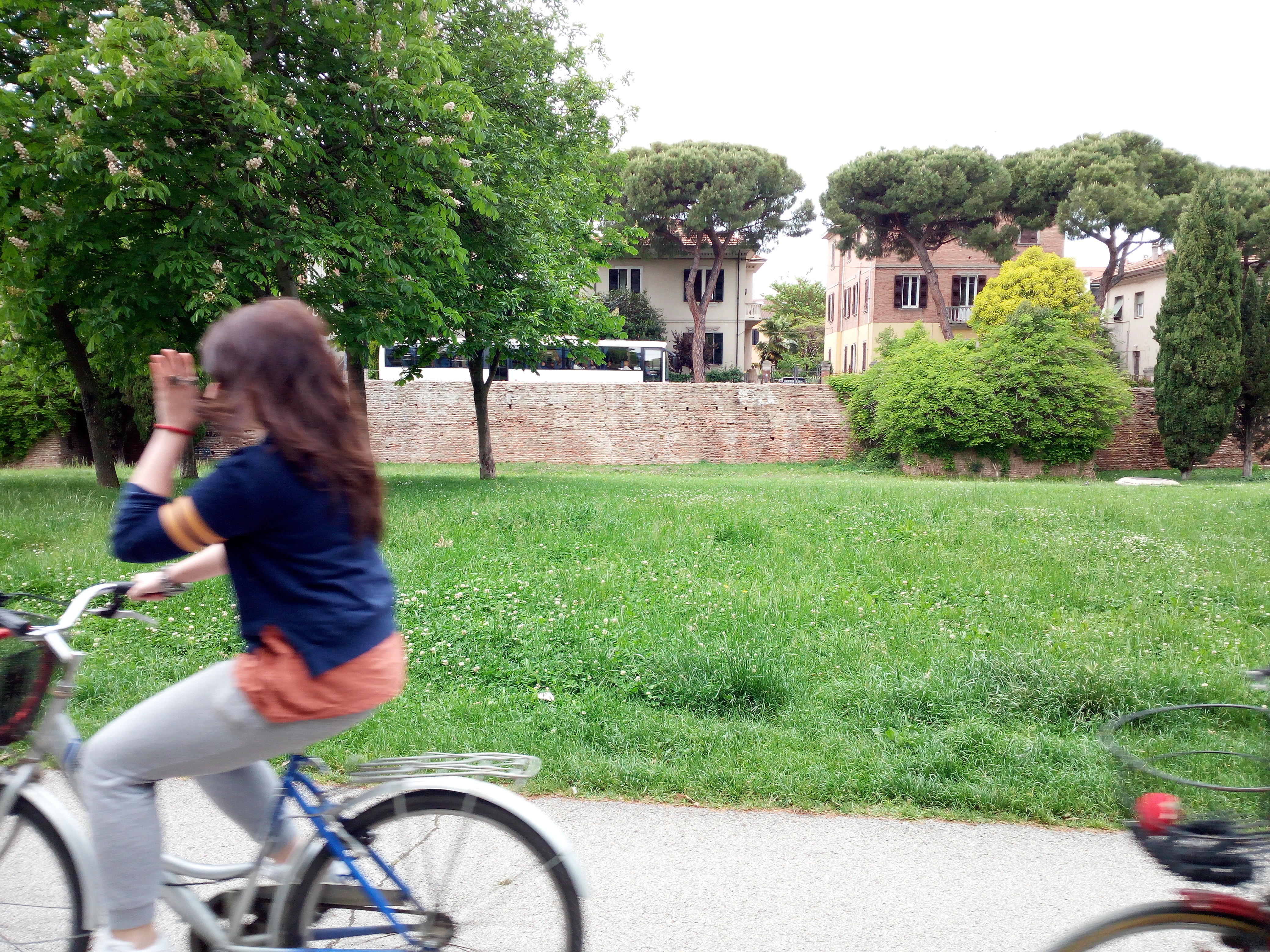 Rimini, percorso ciclabile nel verde
