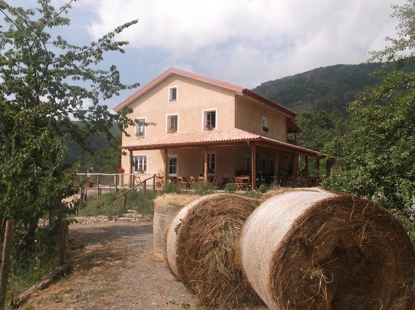 Vacanze in una casa di paglia in Emilia Romagna