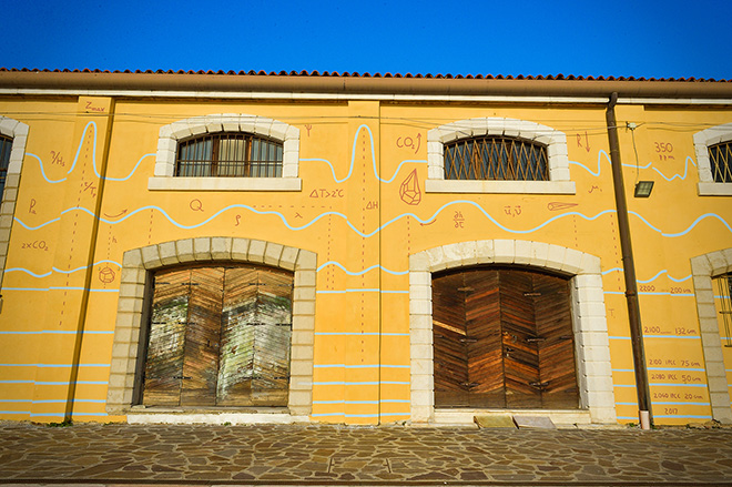 Murales a Venezia, Canal Grande, foto via Pinterest