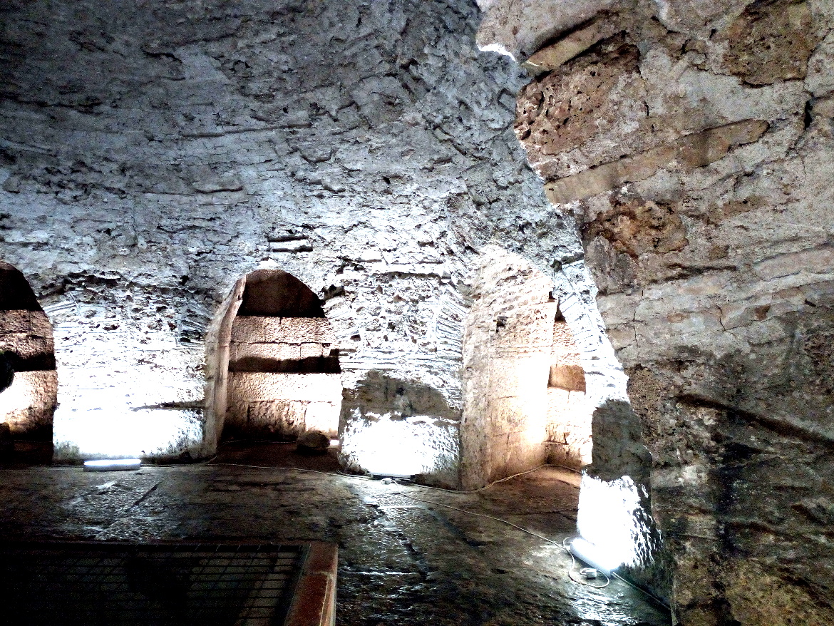 Cosa fare a Spalato? Ammirare le forme perfette del Mausoleo di Diocleziano