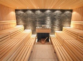 Sauna di una struttura ecosostenibile a Bled, perfetta per una vacanza benessere ad alta quota