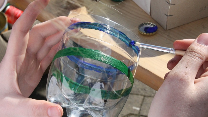 Divertiti riciclando la plastica