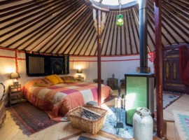 un'idea per soggiornare in modo eco-sostenibile: la tenda yurta