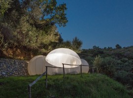 Eco Glamping Green Bubble Room