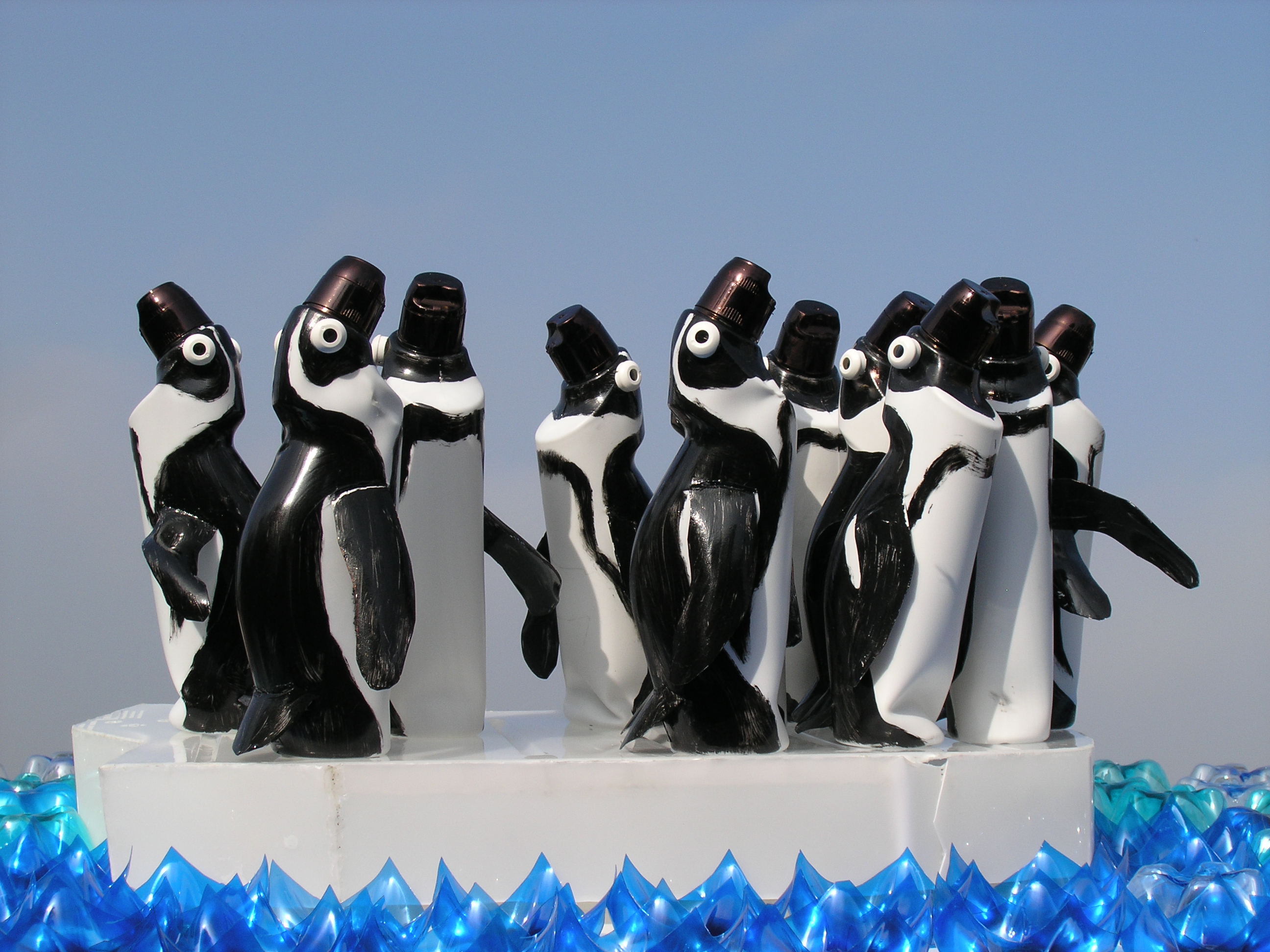 Pinguini, opera di Farfalle di Veronika Richterová