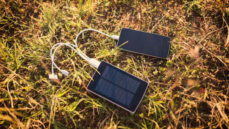 I caricabatterie solari, utili regali per un viaggiatore responsabile