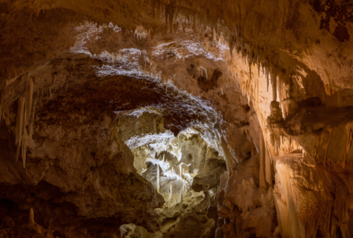 Il cuore della terra: grotte di Frasassi