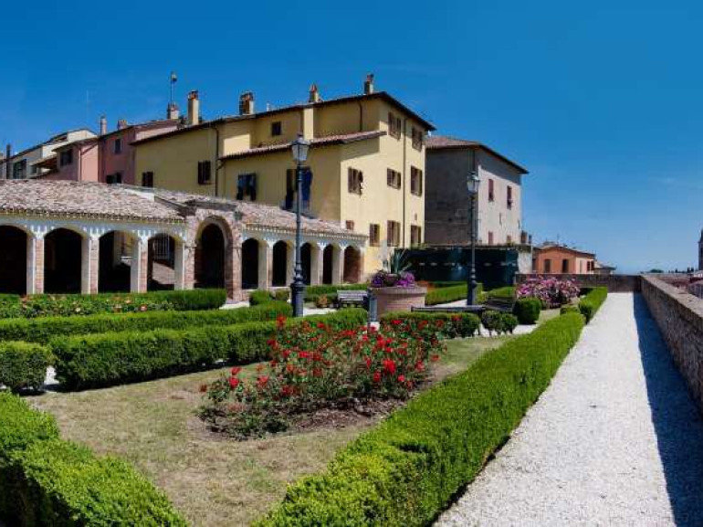 I giardini all'italiana del Bastione Sant'Anna a Mondolfo