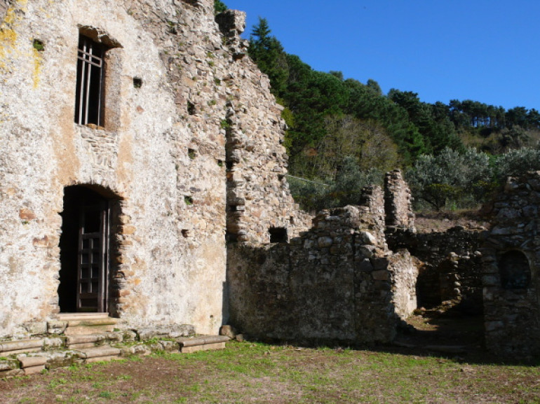 I resti dell'eremo di Sant'Elia, Curinga, Calabria