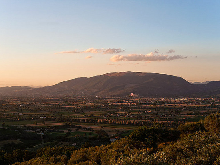 Un paesaggio della Valle Umbra, foto di Luca Moglia via Flickr