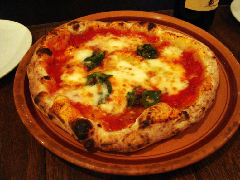 La vera pizza famosa in tutto il mondo, proviene da Napoli