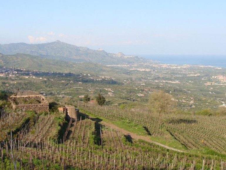 Vista dall'Agriturismo Eco casa sull'Etna Mascali (CT) - Sicilia