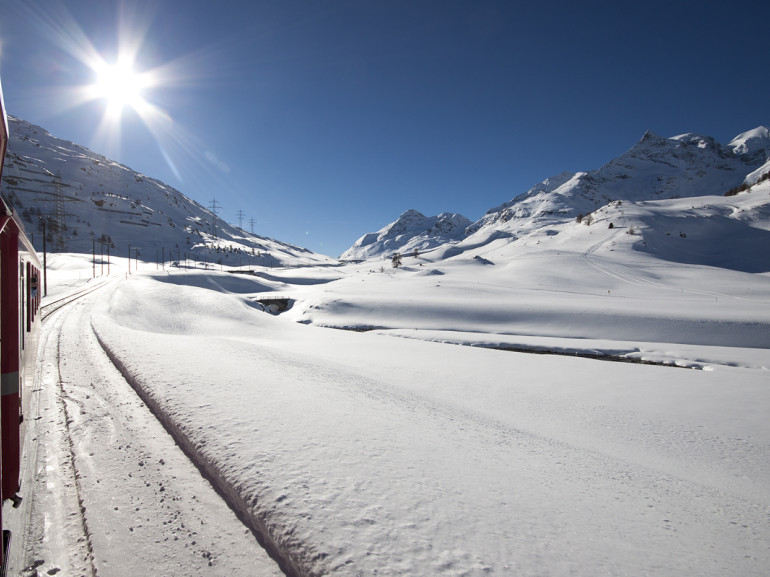 Passo del Bernina coperto di neve